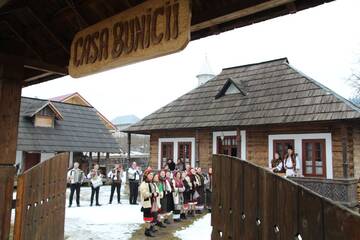 Фото номера Дом для отпуска Дома для отпуска Pensiunea Casa Bunicii Vama г. Вама 36